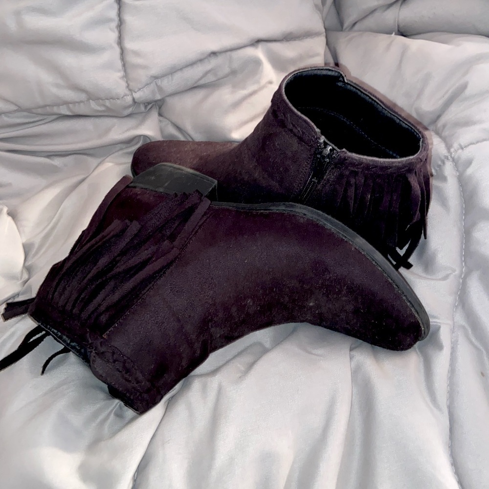 Black Fringe Ankle Boots Seude